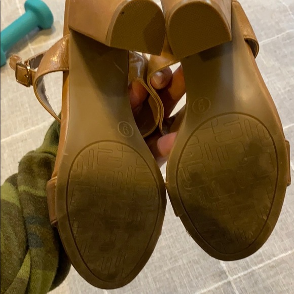 Toetos nude heels - Picture 3 of 3